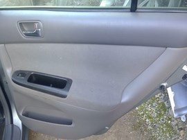 2005 TOYOTA CAMRY, SILVER, LE, 2.4L, AT.  Z25948